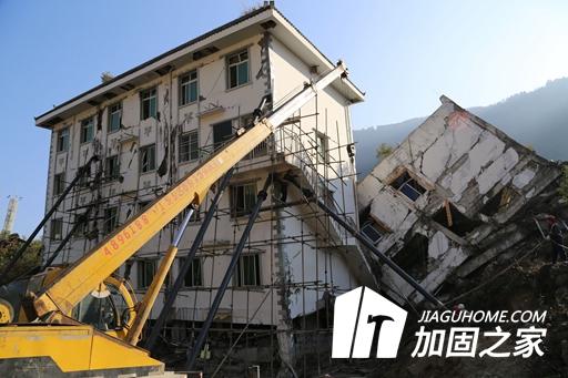 為什么房屋會出現(xiàn)不均勻沉降，如何補(bǔ)救?