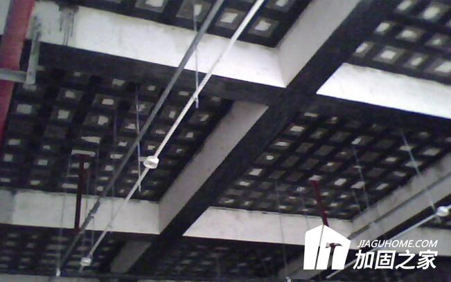 碳纖維布加固